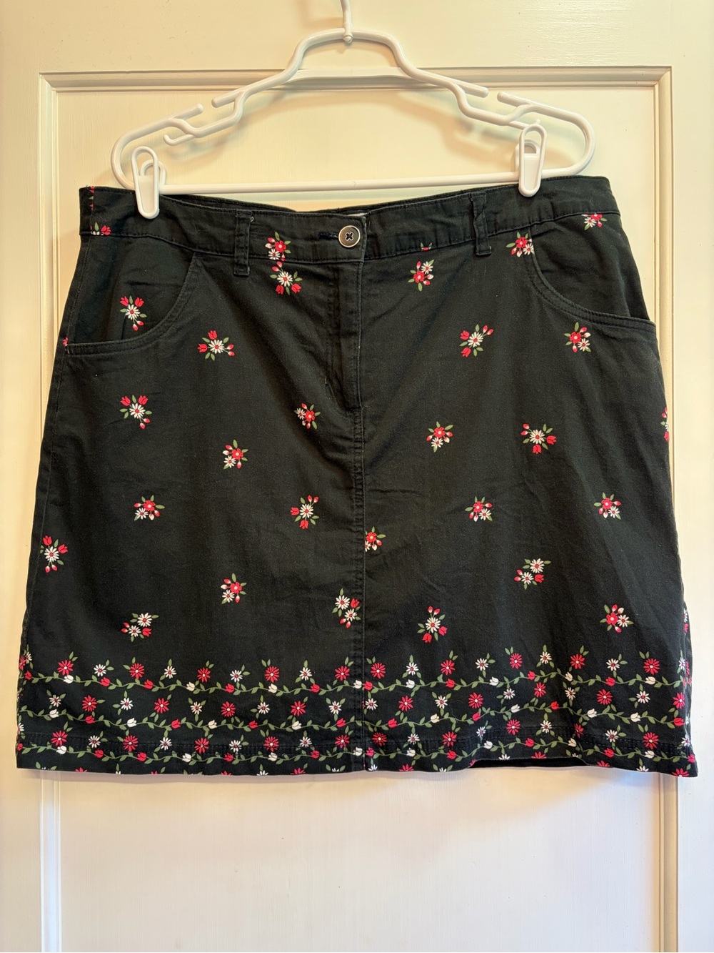 Kendra Scott Black Midi Skirt with Pink & White Floral Embroidery